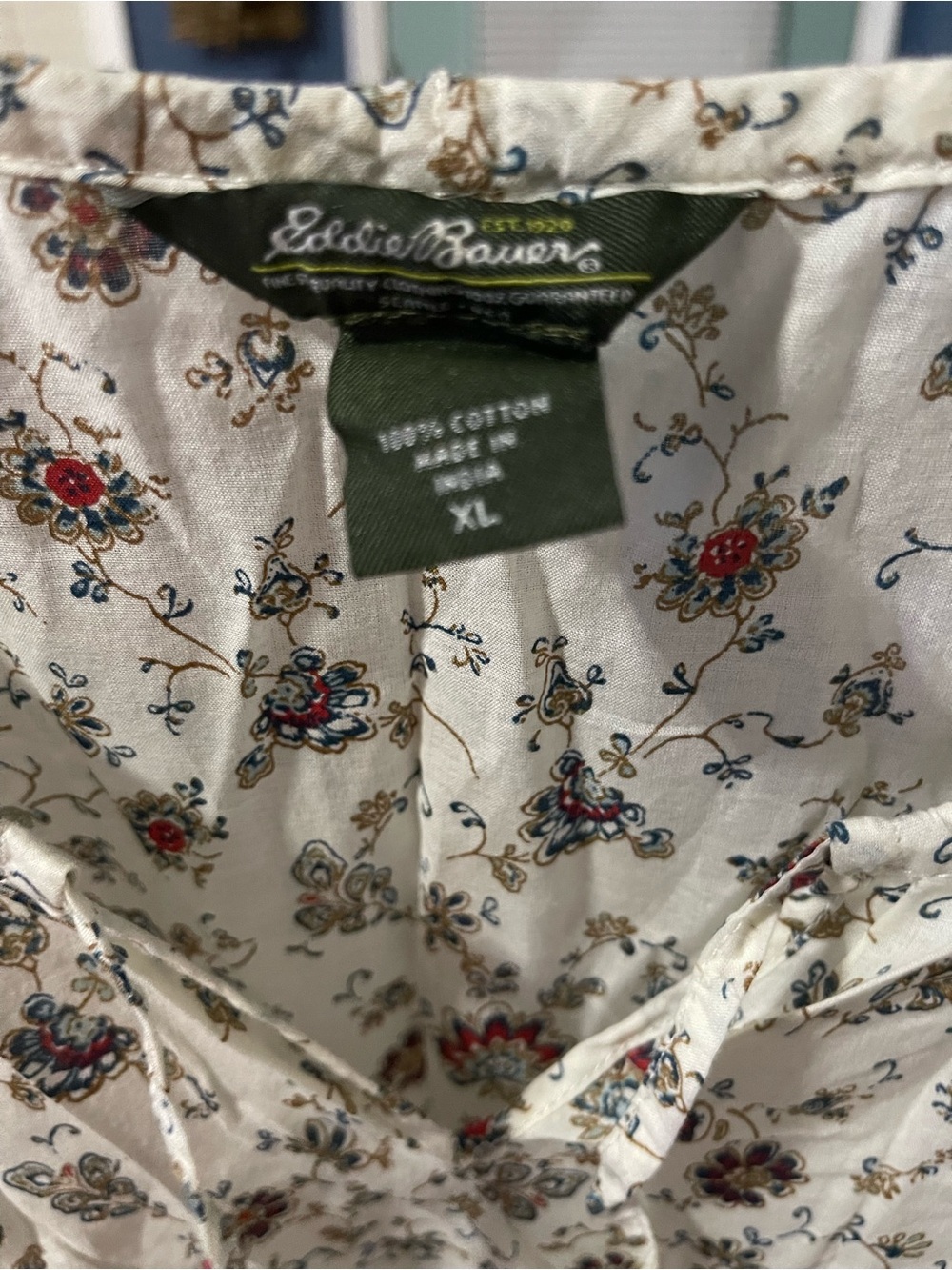 Eddie Bauer Cream Floral Short-Sleeve Peasant Blouse - Picture 2 of 2